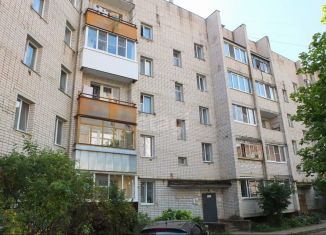 Продажа 3-ком. квартиры, 58 м2, Смоленск, улица Крупской, 55В, Промышленный район