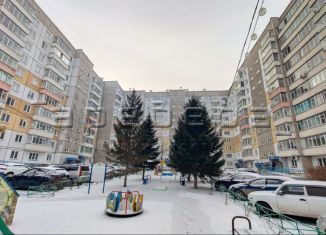 Продам однокомнатную квартиру, 32 м2, Красноярск, улица Алексеева, 113, Советский район