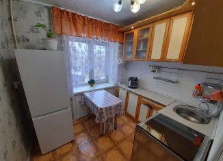 Продается 2-ком. квартира, 40 м2, Красноярск, Кировский район, улица Кутузова, 109