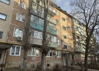 Продается 2-комнатная квартира, 43.9 м2, Камышин, Фабричная улица, 40