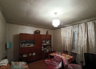 Продаю 3-комнатную квартиру, 67 м2, Балахна, улица Бумажников, 48