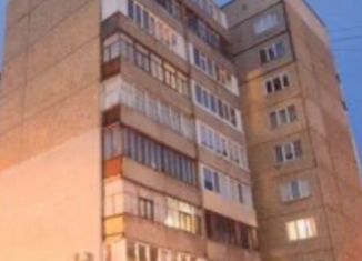 Продается 1-комнатная квартира, 35 м2, Салават, улица Губкина, 8А