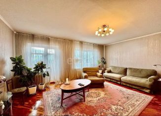 Продается трехкомнатная квартира, 90 м2, Курск, Почтовая улица, 23