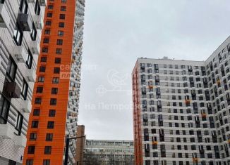 Продам 2-ком. квартиру, 51.4 м2, Москва, жилой комплекс Амурский Парк, 1.3, ЖК Амурский Парк