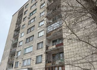 Продам 1-ком. квартиру, 11.8 м2, Казань, улица Нариманова, 45