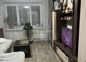 Продаю 2-ком. квартиру, 46 м2, Алапаевск, улица Николая Островского, 8К2