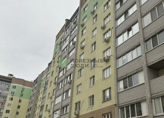 Продается 3-комнатная квартира, 80 м2, Энгельс, Санаторная улица, 3И