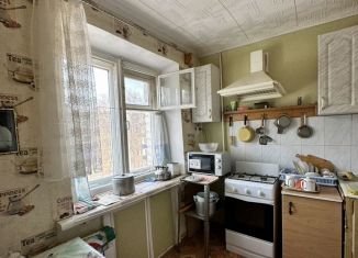 Продается 1-комнатная квартира, 30.1 м2, Салават, улица Ленина, 35