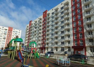 Продам 2-комнатную квартиру, 57 м2, Евпатория, улица Чапаева, 99