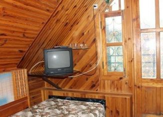 Продажа комнаты, 38 м2, поселок городского типа Новый Свет, улица Льва Голицына, 12/2