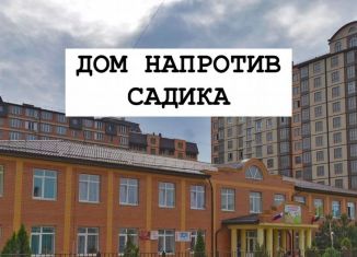 Продается 2-ком. квартира, 69 м2, Каспийск, улица Магомедали Магомеджановa, 13