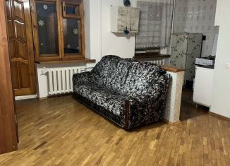 Трехкомнатная квартира в аренду, 65 м2, Северная Осетия, улица Тельмана, 13