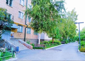 Продам 3-комнатную квартиру, 50 м2, Оренбургская область, улица Кирова, 3