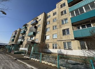 Продам 3-комнатную квартиру, 56 м2, Чита, Трактовая улица, 8