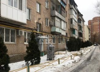 Продам 2-комнатную квартиру, 42 м2, Оренбург, улица Орджоникидзе, 72, Центральный район