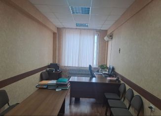 Сдача в аренду офиса, 18 м2, Курск, улица Добролюбова, 15А