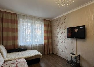 Трехкомнатная квартира на продажу, 80 м2, Владикавказ, улица Генерала Дзусова, 5/6, 13-й микрорайон