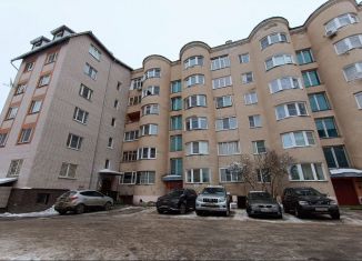 Сдаю в аренду 3-ком. квартиру, 88 м2, Великий Новгород, Пестовская улица, 4А