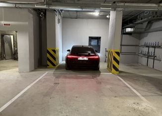 Продаю машиноместо, 30 м2, Оренбургская область, улица Саморядова, 4