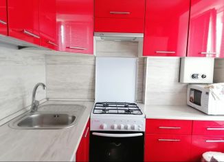 Продам 3-ком. квартиру, 64 м2, Кумертау, улица Пушкина, 6