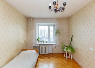 Продается 2-комнатная квартира, 50 м2, Тюмень, Центральный округ, улица Ленина, 57