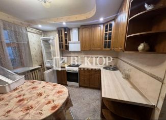 Продаю 2-ком. квартиру, 70 м2, Ярославль, улица Гагарина, 16