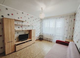 Продажа 2-комнатной квартиры, 47.6 м2, Екатеринбург, улица Авиаторов, 10