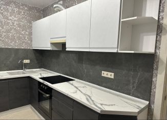 Сдам 3-ком. квартиру, 60 м2, Ростов-на-Дону, улица Жмайлова, 19А