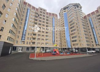 Продам 3-ком. квартиру, 92.2 м2, Грозный, улица Муслима Г. Гайрбекова, 59