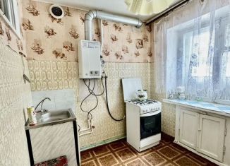 Продам трехкомнатную квартиру, 62 м2, Уфа, улица Белякова, 32