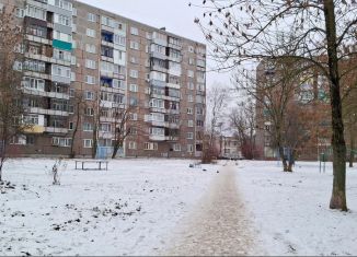 Продается 3-ком. квартира, 56 м2, Череповец, проспект Победы, 153