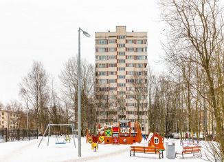 Продажа трехкомнатной квартиры, 52 м2, Санкт-Петербург, улица Ушинского, 7к2, Калининский район