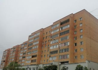 Продам 3-ком. квартиру, 62 м2, Красноярск, Парашютная улица, 19А