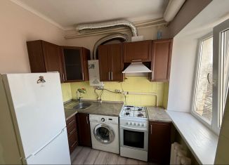 3-ком. квартира на продажу, 60 м2, Ставрополь, улица Доваторцев, 4