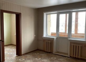 Продажа 2-комнатной квартиры, 46 м2, Братск, улица Погодаева, 2