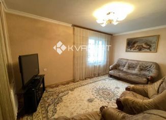 Продам 5-ком. квартиру, 90 м2, Грозный, улица А.А. Айдамирова, 147к4