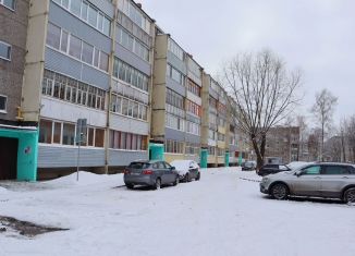 Продается 1-ком. квартира, 30 м2, Череповец, улица Космонавта Беляева, 36