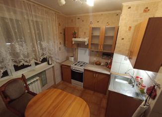 Продам 3-ком. квартиру, 71.6 м2, Санкт-Петербург, проспект Ударников, 21к2, Красногвардейский район