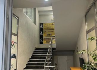 Сдам в аренду офис, 90 м2, Махачкала, проспект Имама Шамиля, 84