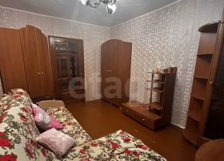 Сдам 2-ком. квартиру, 48 м2, Казань, Черемховская улица, 21