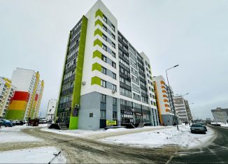 Продается 4-ком. квартира, 71.2 м2, Кировская область, улица Энтузиастов, 19А