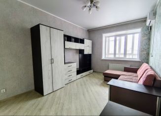 Сдача в аренду 1-ком. квартиры, 39 м2, Липецк, улица Осканова, 1