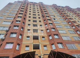 Продажа 2-комнатной квартиры, 63.3 м2, Серпухов, улица Фрунзе, 12