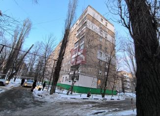 Продается трехкомнатная квартира, 57 м2, Саратов, улица имени Осипова, 24, Кировский район