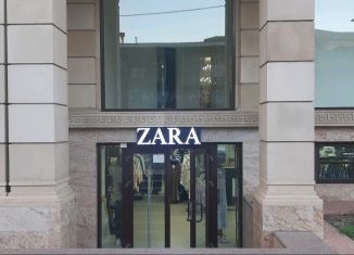 Торговая площадь на продажу, 140 м2, Махачкала, улица Дахадаева, 40