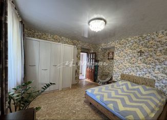 Продаю пятикомнатную квартиру, 102 м2, Алупка, улица Щепкина, 18