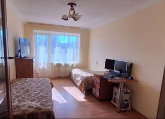 Продажа 2-ком. квартиры, 41 м2, Таганрог, улица Мичурина, 20