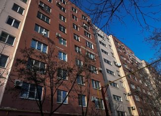 Продам 3-ком. квартиру, 63 м2, Таганрог, улица Пархоменко, 60