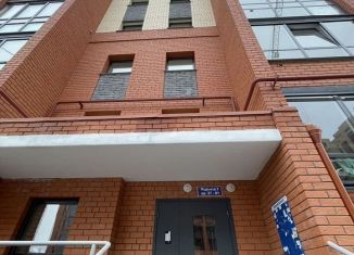 Продажа 2-комнатной квартиры, 60.1 м2, Чебоксары, улица Короленко, 4к1, Ленинский район