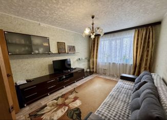 Продается 3-ком. квартира, 63.5 м2, Смоленск, улица Попова, 92